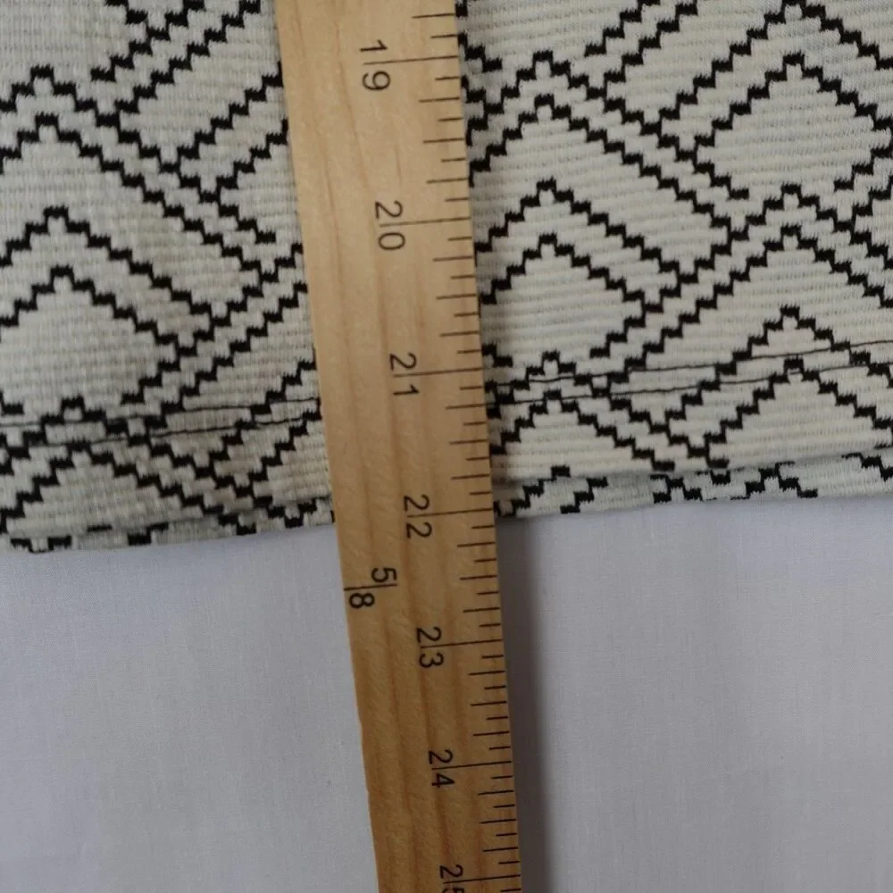 Gilli Skirt XL Stretch Black / White Geometric Pattern Pull on Comfy Preppy Work